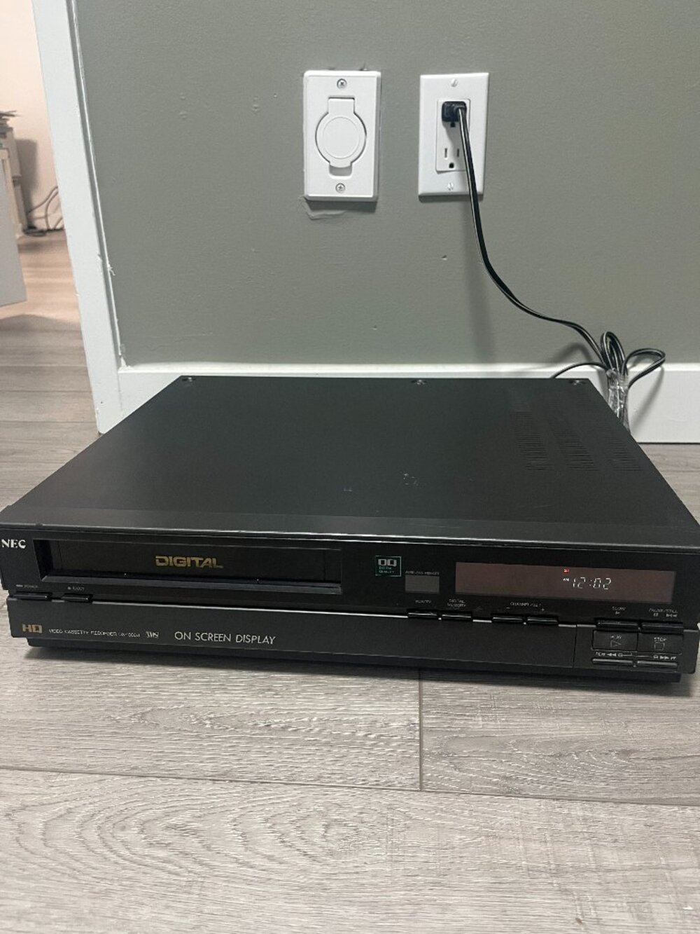 Vintage NEC Dx-1000u Video Cassette Recorder Vcr Japan Electronics FOR PARTS